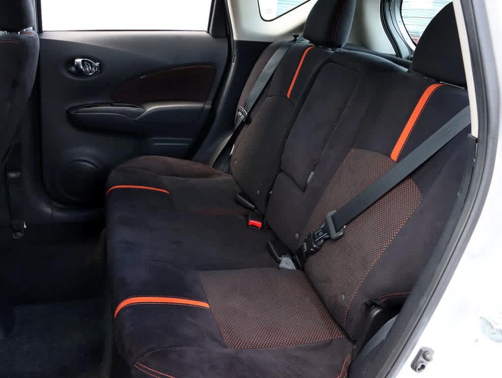 used 2015 Nissan Versa Note car, priced at $3,895