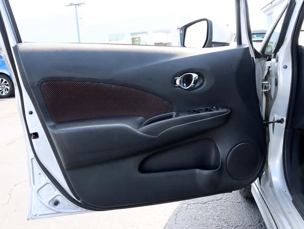 used 2015 Nissan Versa Note car, priced at $3,895