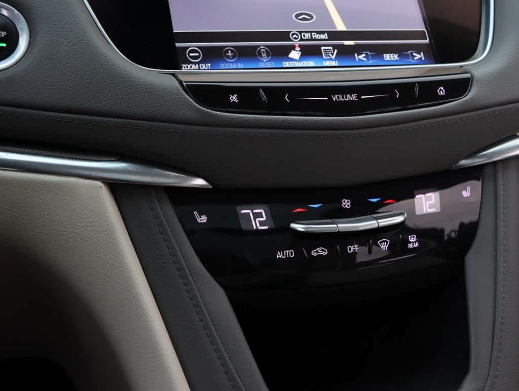 used 2017 Cadillac XT5 car, priced at $12,043