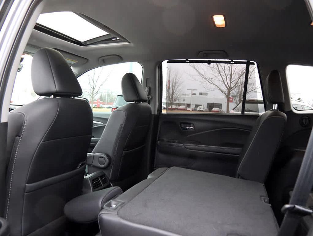 used 2021 Honda Pilot car, priced at $28,570