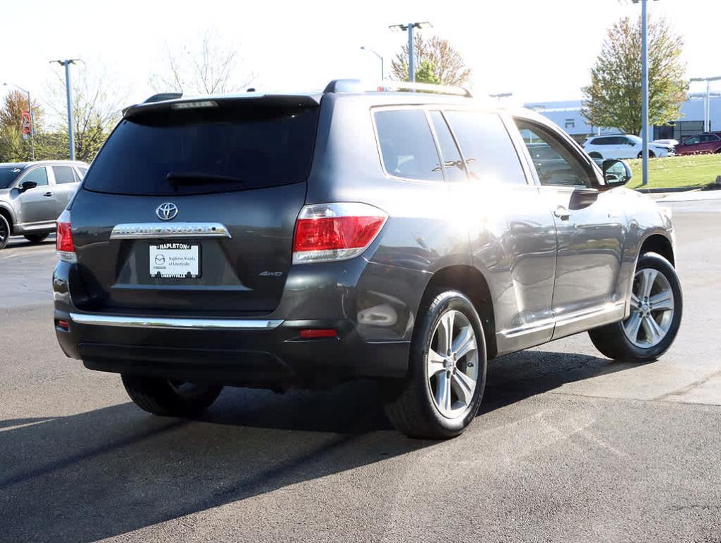used 2013 Toyota Highlander car, priced at $11,568