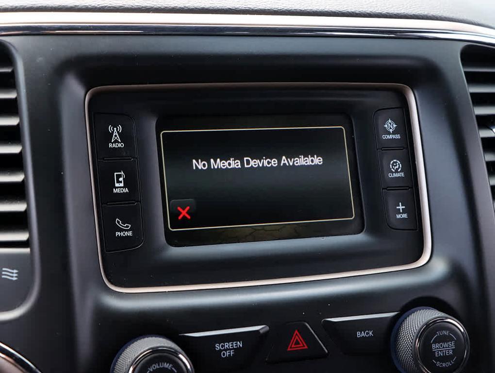 used 2015 Jeep Grand Cherokee car, priced at $13,774