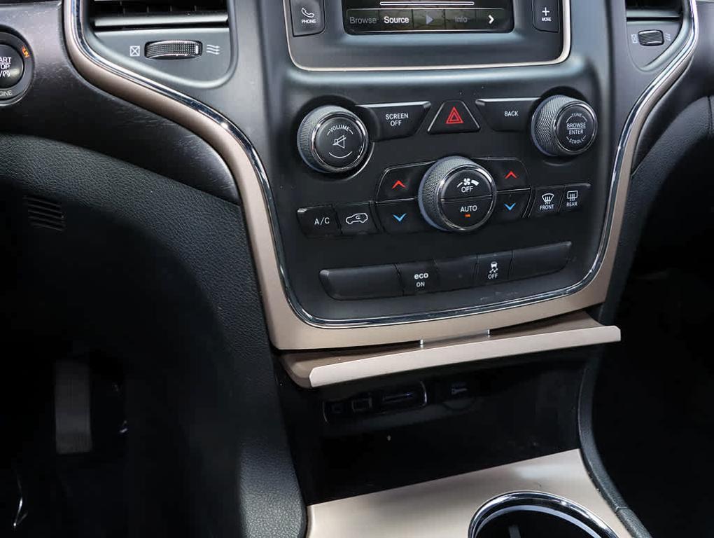 used 2015 Jeep Grand Cherokee car, priced at $13,774