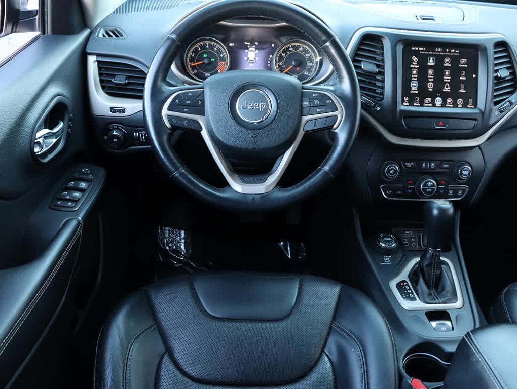 used 2015 Jeep Cherokee car, priced at $5,501