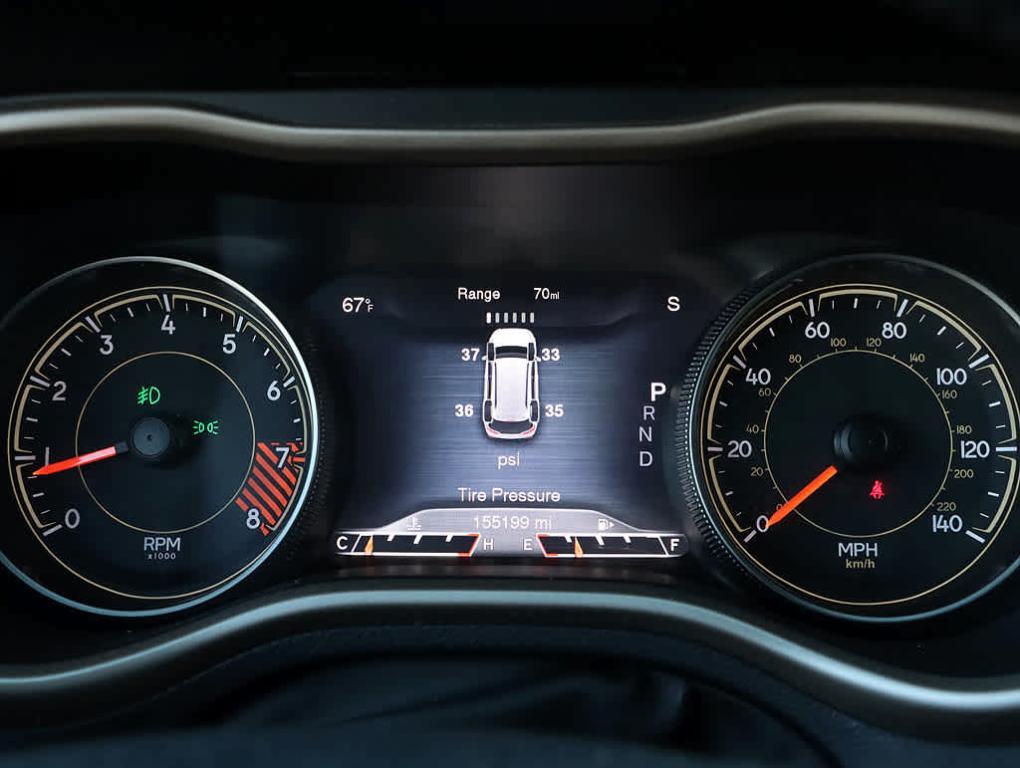 used 2015 Jeep Cherokee car, priced at $5,501