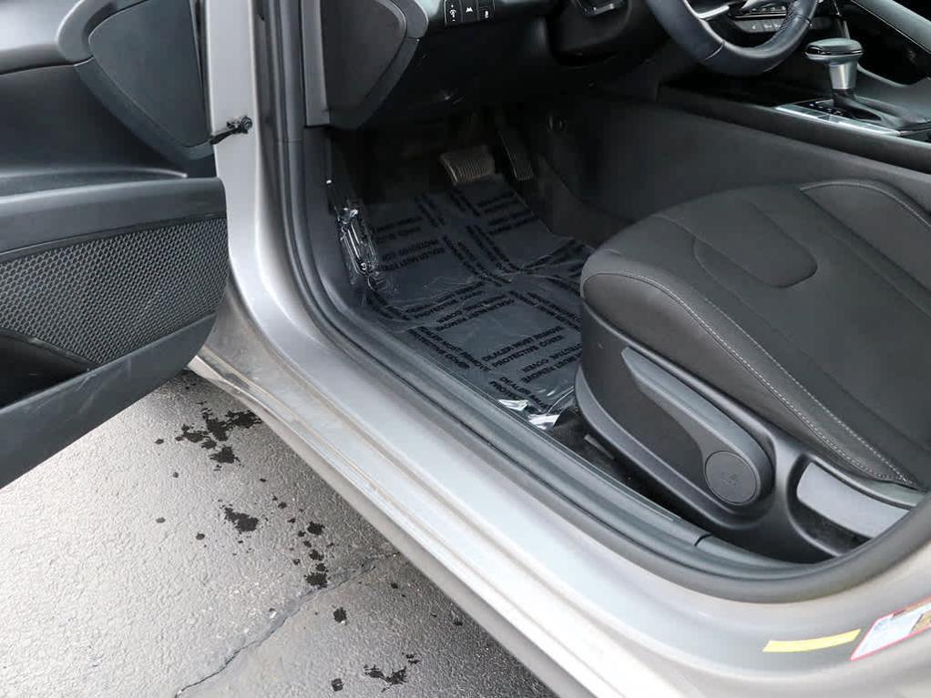used 2022 Hyundai Elantra car, priced at $16,987