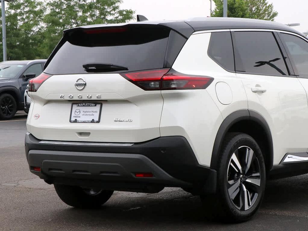 used 2021 Nissan Rogue car, priced at $27,714