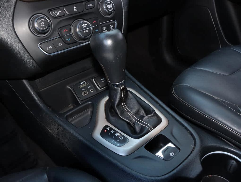 used 2016 Jeep Cherokee car, priced at $10,987