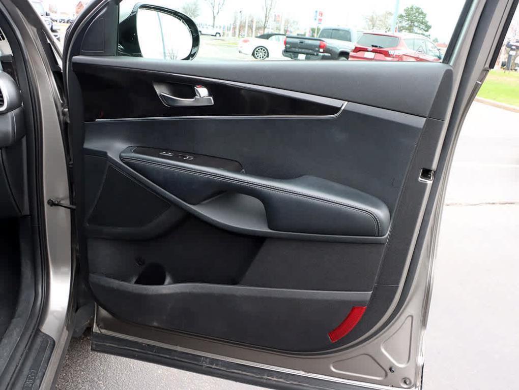 used 2016 Kia Sorento car, priced at $7,987
