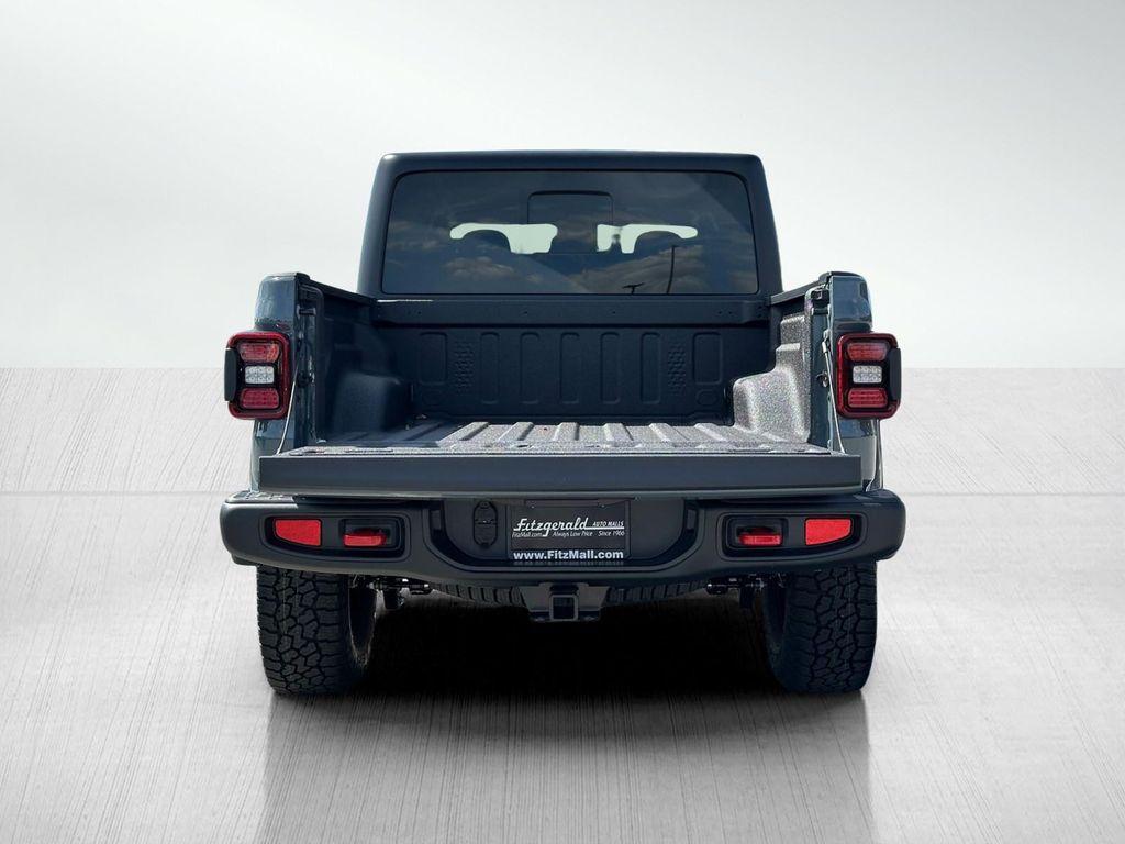 new 2025 Jeep Gladiator car, priced at $48,096