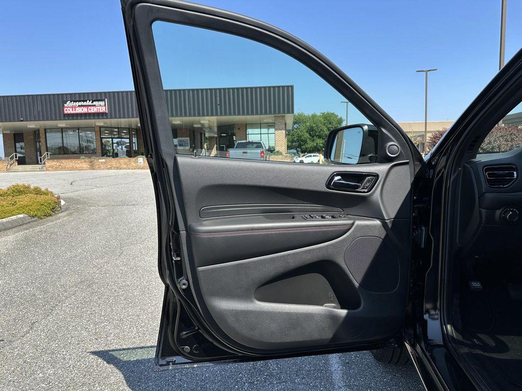 new 2025 Dodge Durango car, priced at $44,235