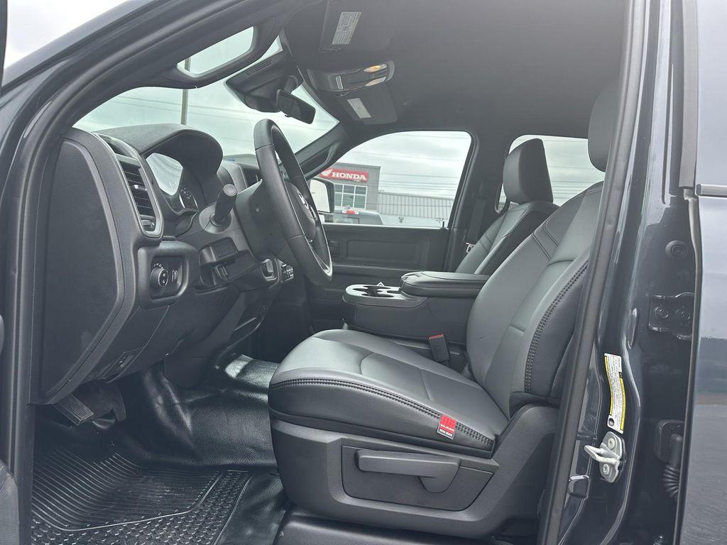 new 2025 Ram 2500 car, priced at $60,924