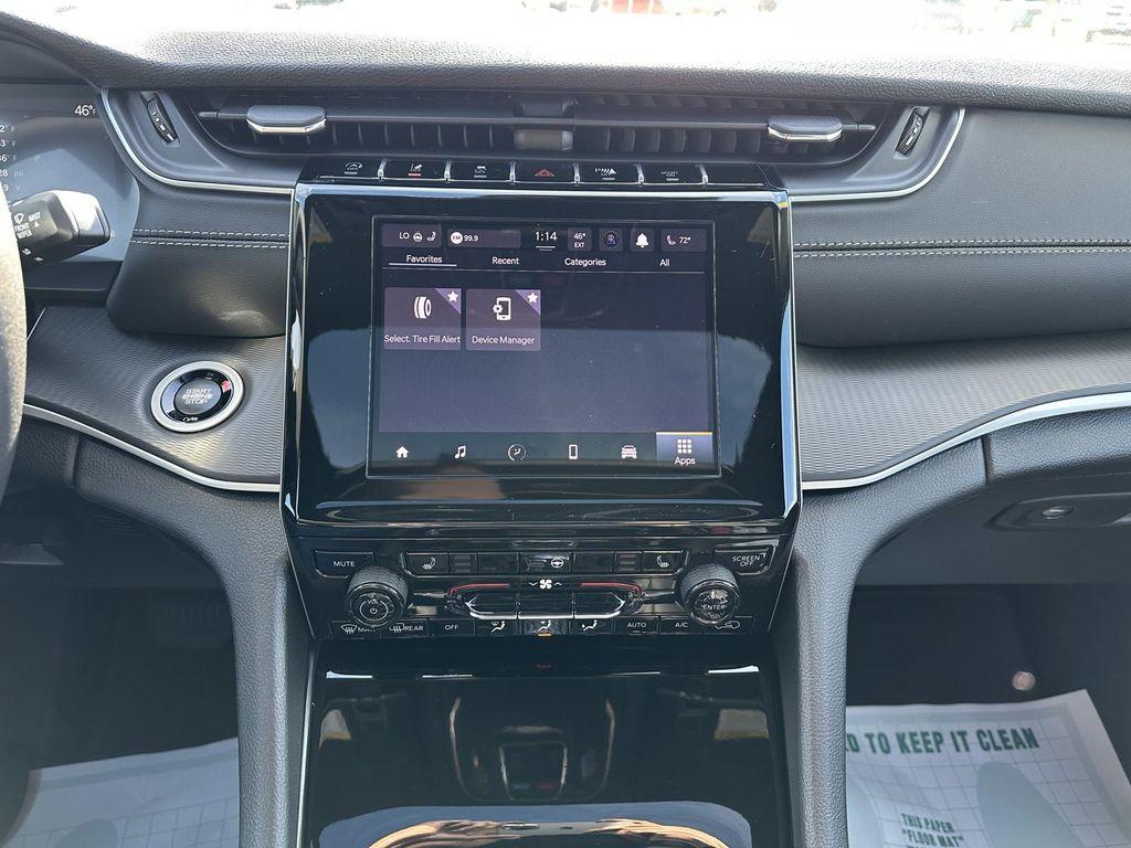 new 2025 Jeep Grand Cherokee car, priced at $40,838