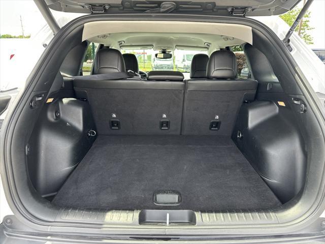 used 2023 Jeep Cherokee car, priced at $24,988