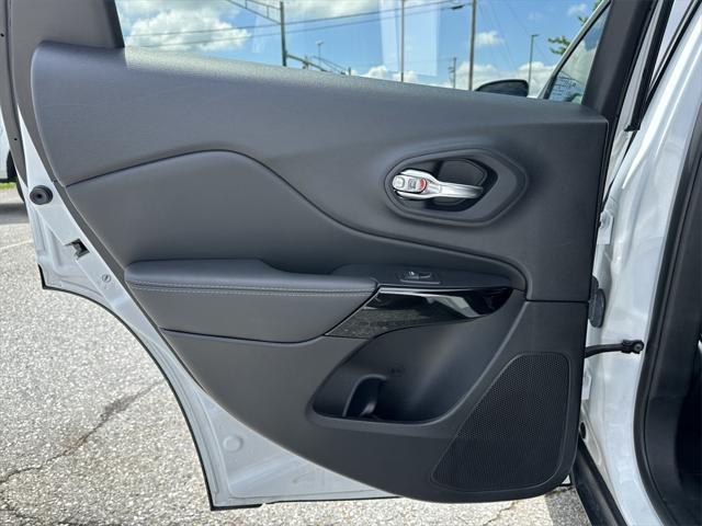 used 2023 Jeep Cherokee car, priced at $24,988