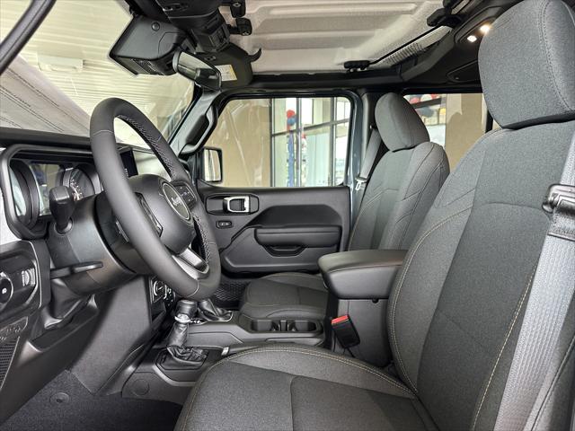 new 2025 Jeep Wrangler car, priced at $46,279