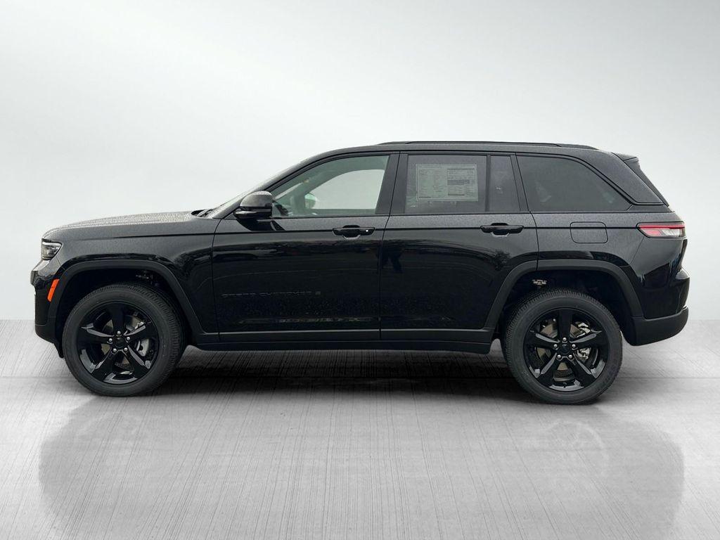 new 2025 Jeep Grand Cherokee car, priced at $41,838