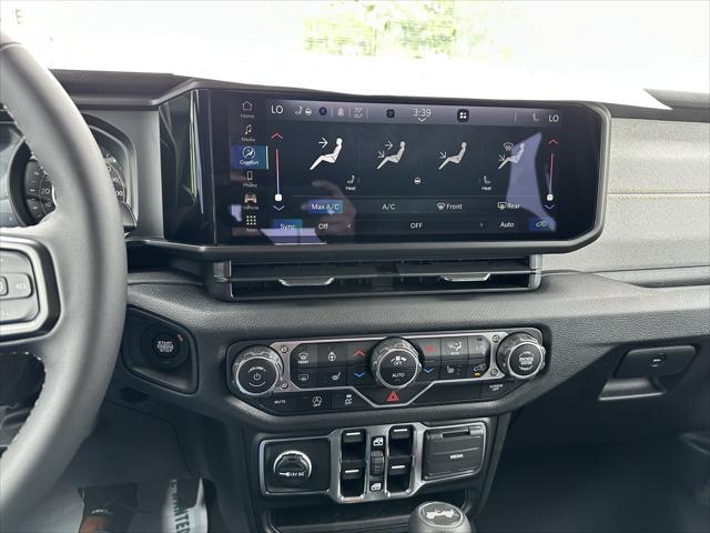new 2025 Jeep Wrangler car, priced at $43,212