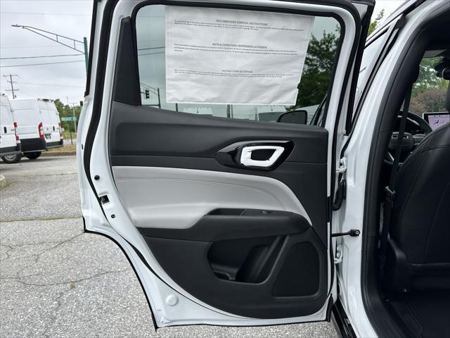 new 2025 Jeep Compass car, priced at $35,642