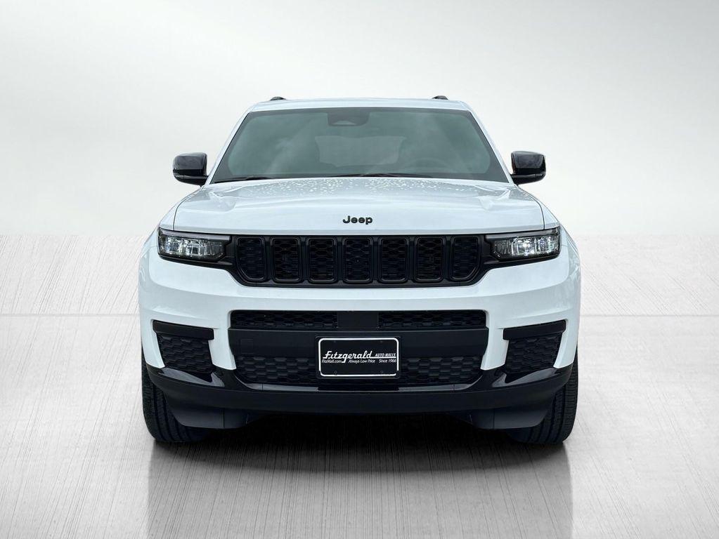 new 2025 Jeep Grand Cherokee L car, priced at $43,712