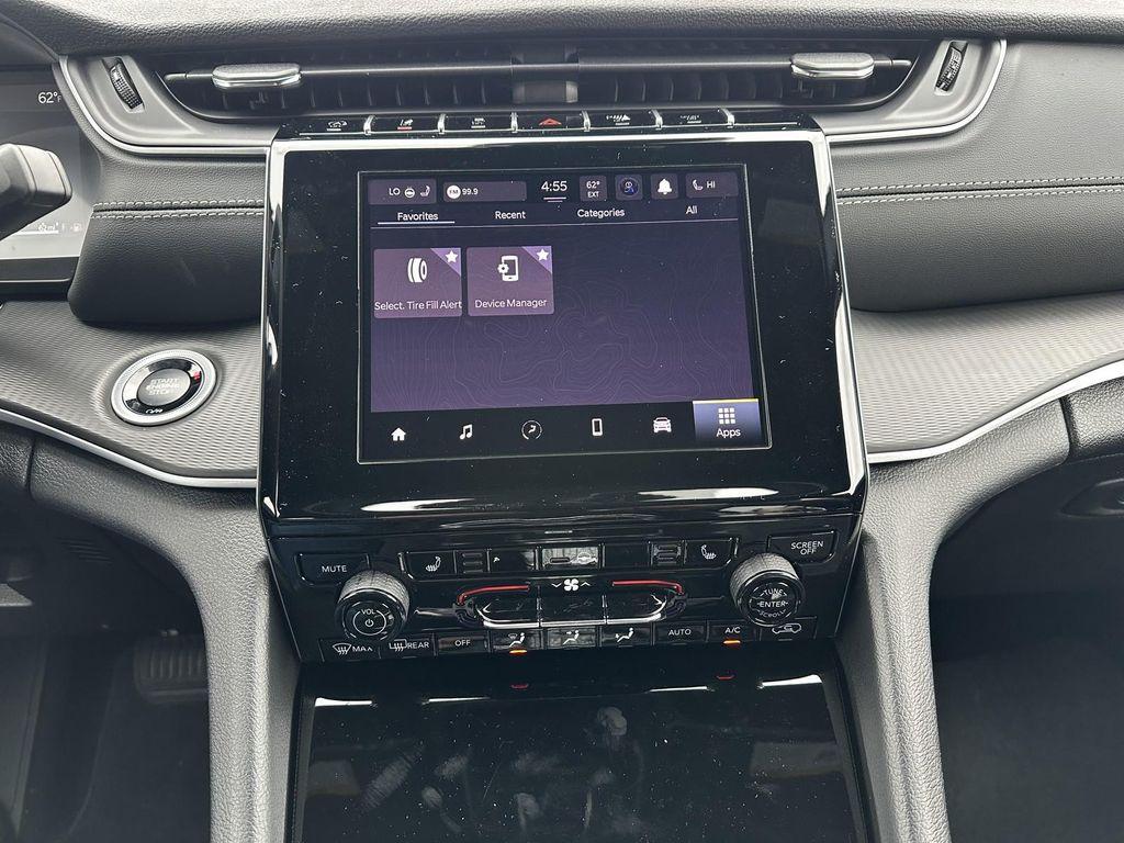 new 2025 Jeep Grand Cherokee L car, priced at $43,712