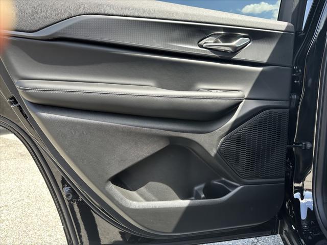 new 2025 Jeep Grand Cherokee L car, priced at $46,523