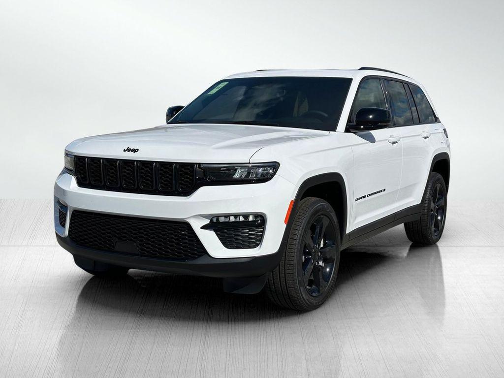 new 2025 Jeep Grand Cherokee car, priced at $46,275