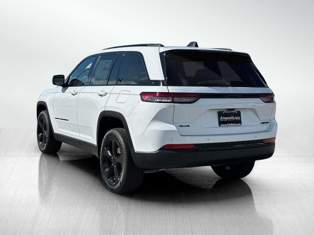 new 2025 Jeep Grand Cherokee car, priced at $46,275