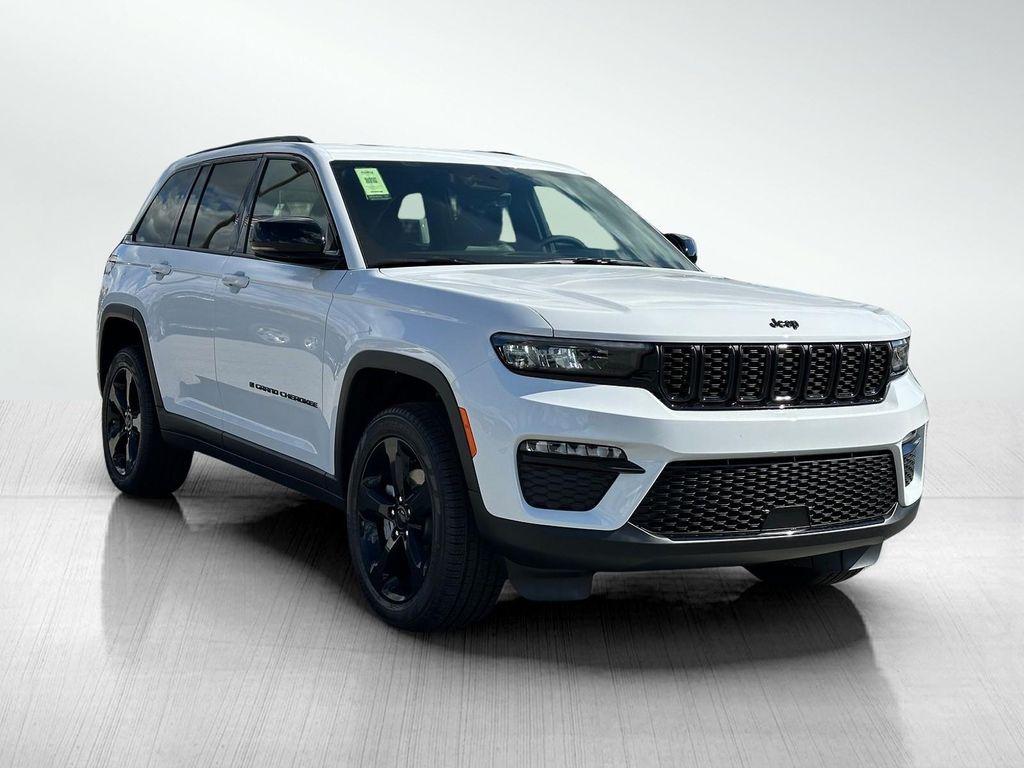 new 2025 Jeep Grand Cherokee car, priced at $46,275