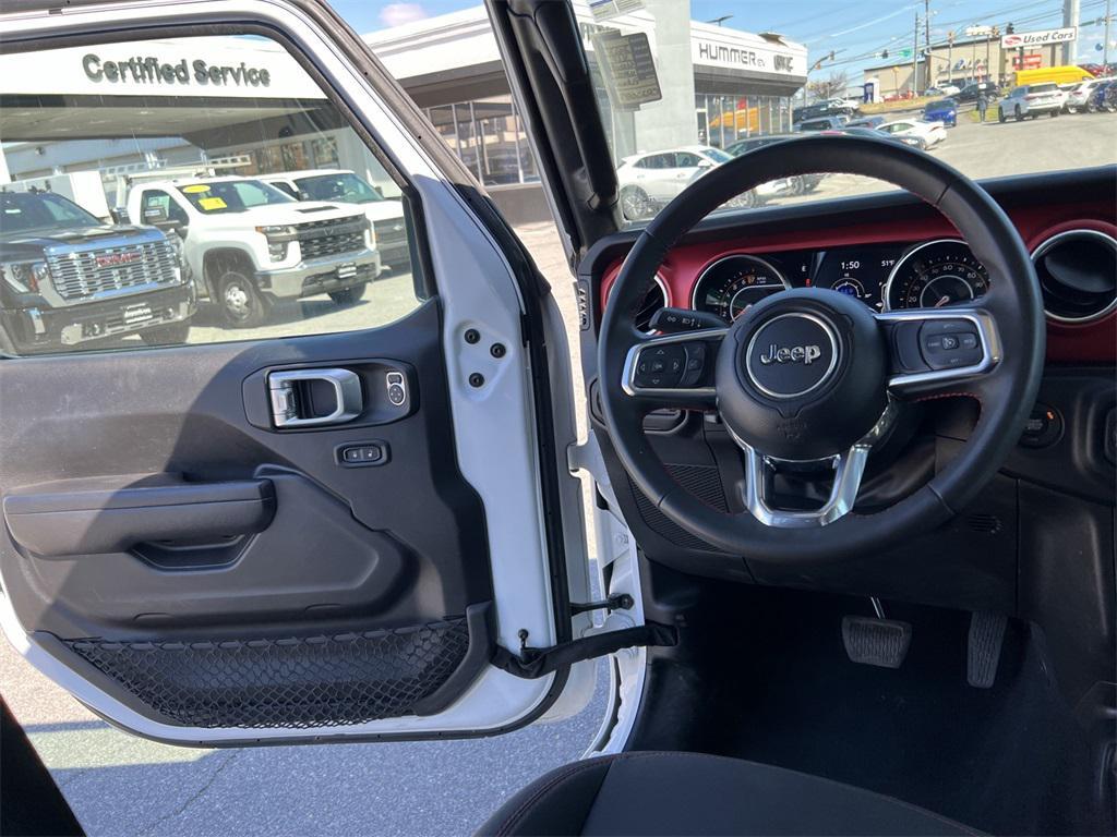 used 2023 Jeep Gladiator car, priced at $36,488