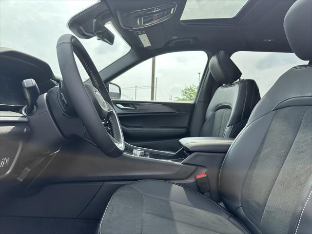 new 2025 Jeep Grand Cherokee L car, priced at $44,772