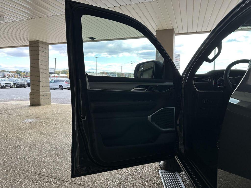 new 2025 Jeep Wagoneer car, priced at $72,339