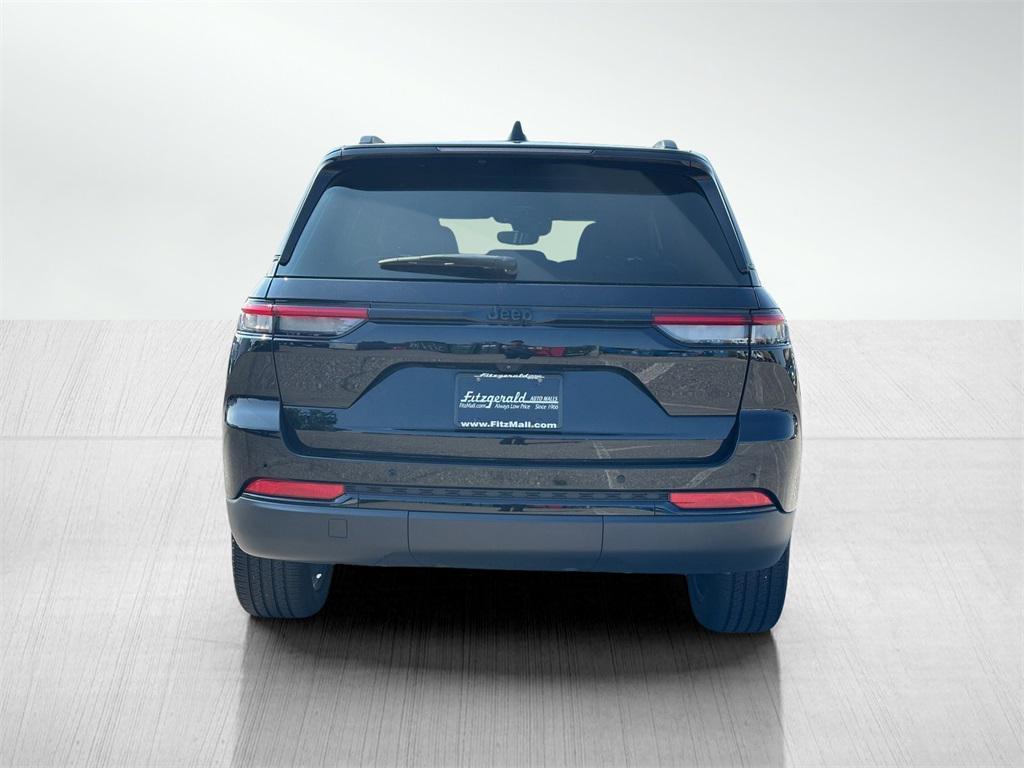 used 2022 Jeep Grand Cherokee car, priced at $32,488