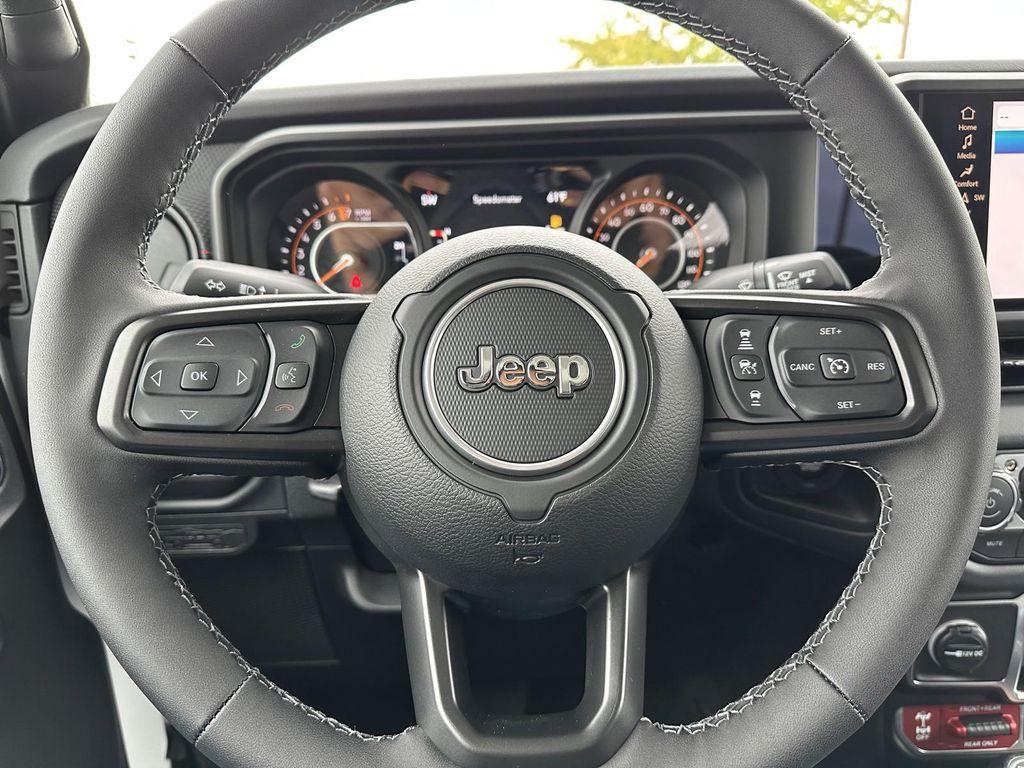 new 2025 Jeep Gladiator car, priced at $50,922