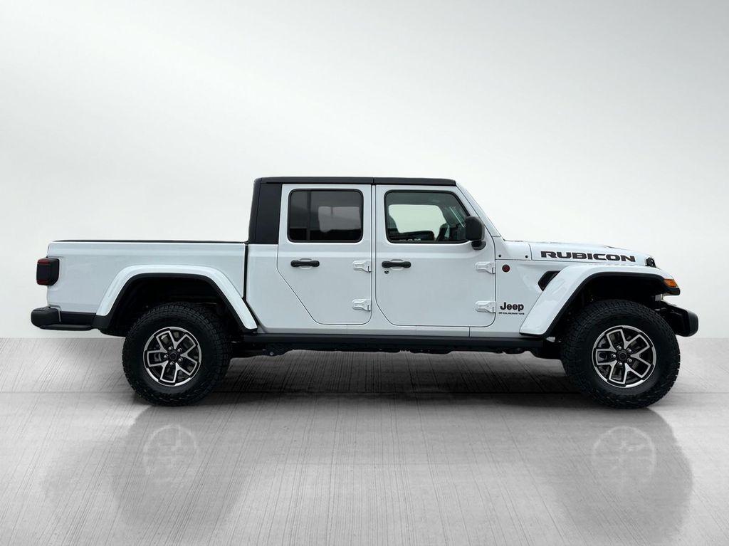new 2025 Jeep Gladiator car, priced at $50,922