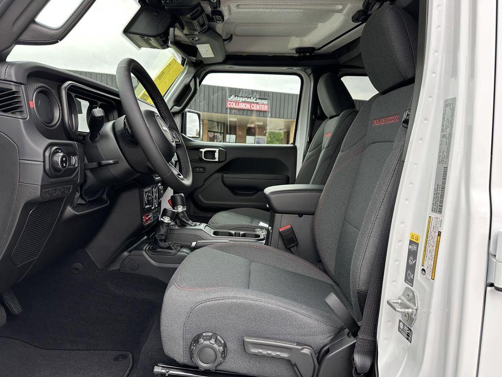 new 2025 Jeep Gladiator car, priced at $50,922