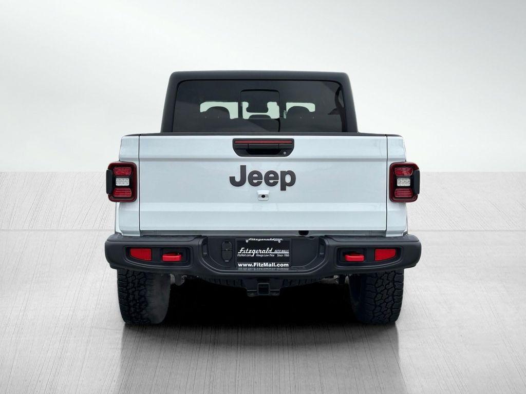 new 2025 Jeep Gladiator car, priced at $50,922