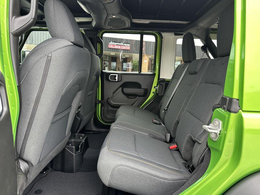 new 2025 Jeep Wrangler car, priced at $46,189