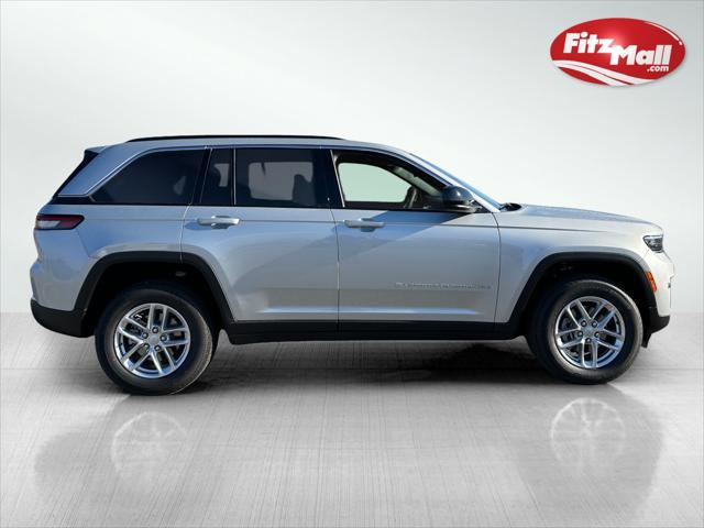 new 2025 Jeep Grand Cherokee car, priced at $39,878