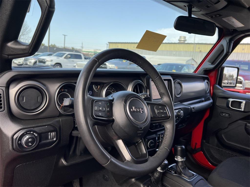 used 2023 Jeep Gladiator car, priced at $27,988