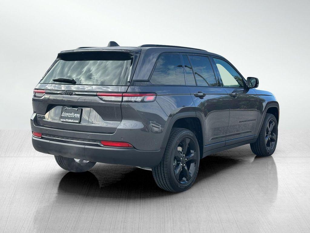 new 2025 Jeep Grand Cherokee car, priced at $42,434