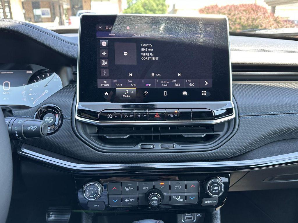 new 2025 Jeep Compass car, priced at $33,311