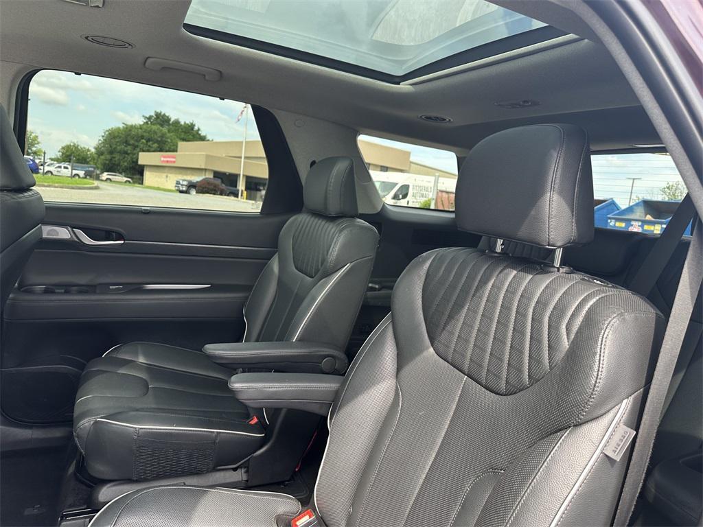 used 2024 Hyundai Palisade car, priced at $35,988