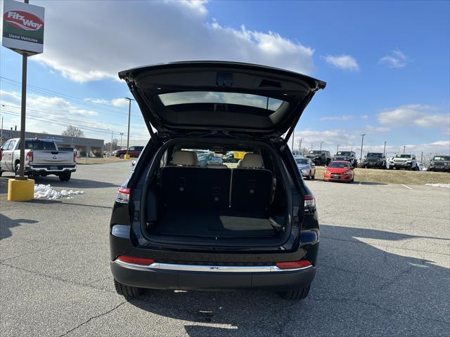used 2024 Jeep Grand Cherokee car, priced at $40,888