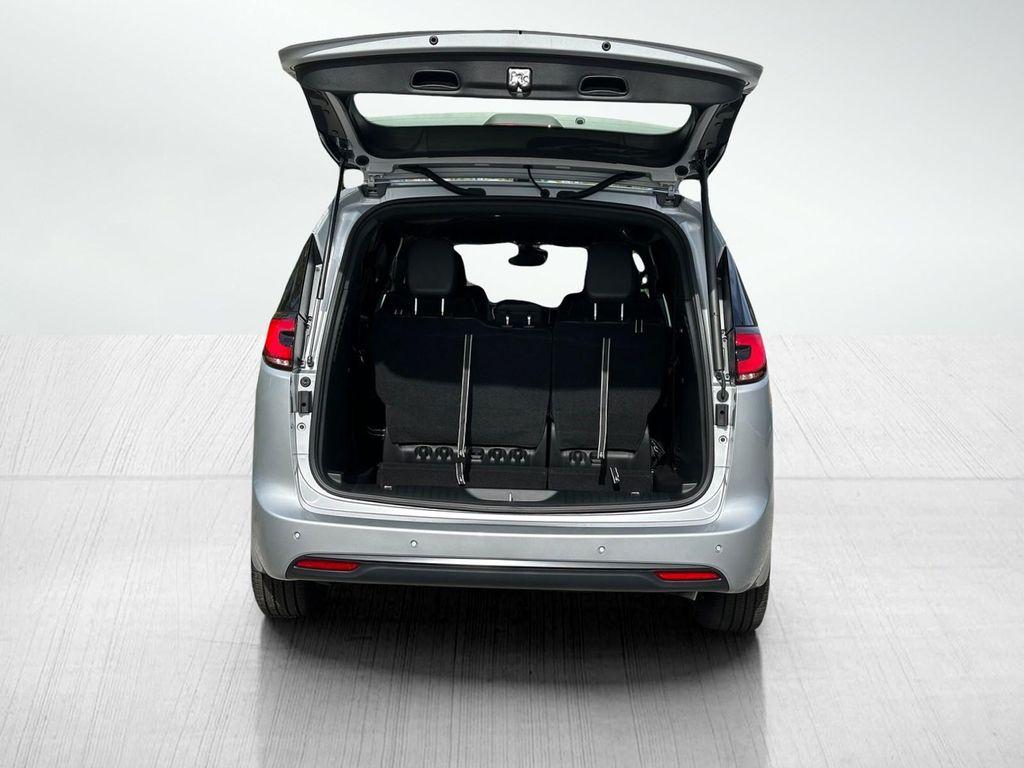 new 2026 Chrysler Pacifica car, priced at $44,972