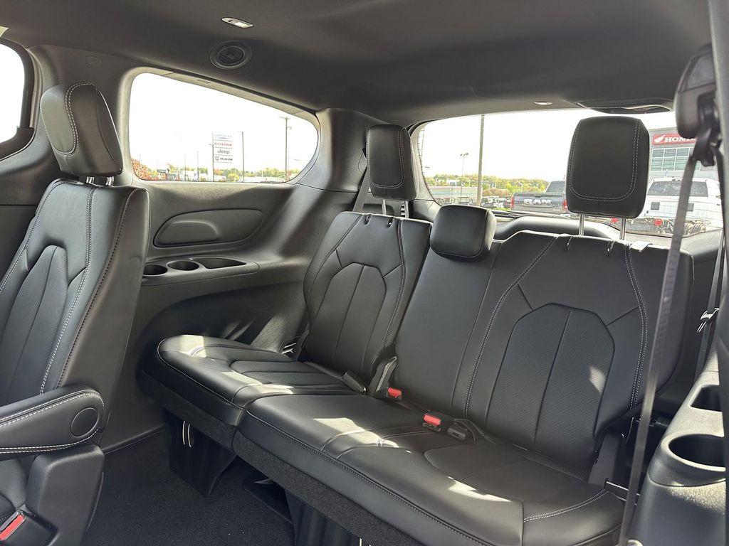 new 2026 Chrysler Pacifica car, priced at $44,972