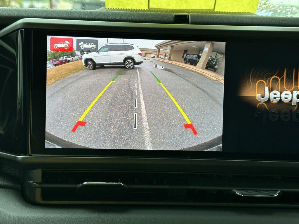 new 2025 Jeep Wrangler car, priced at $51,274