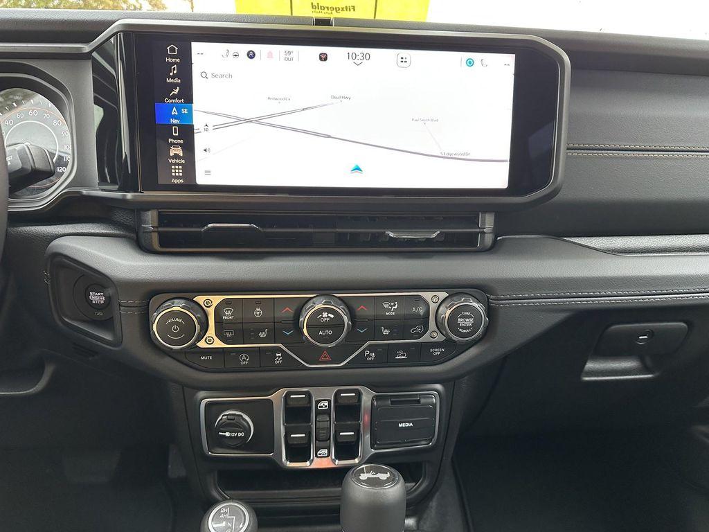 new 2025 Jeep Wrangler car, priced at $51,274