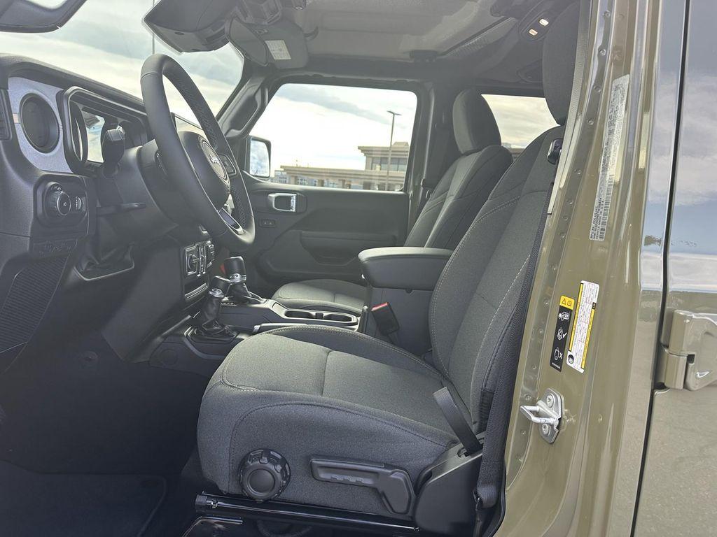 new 2026 Jeep Wrangler car, priced at $47,905