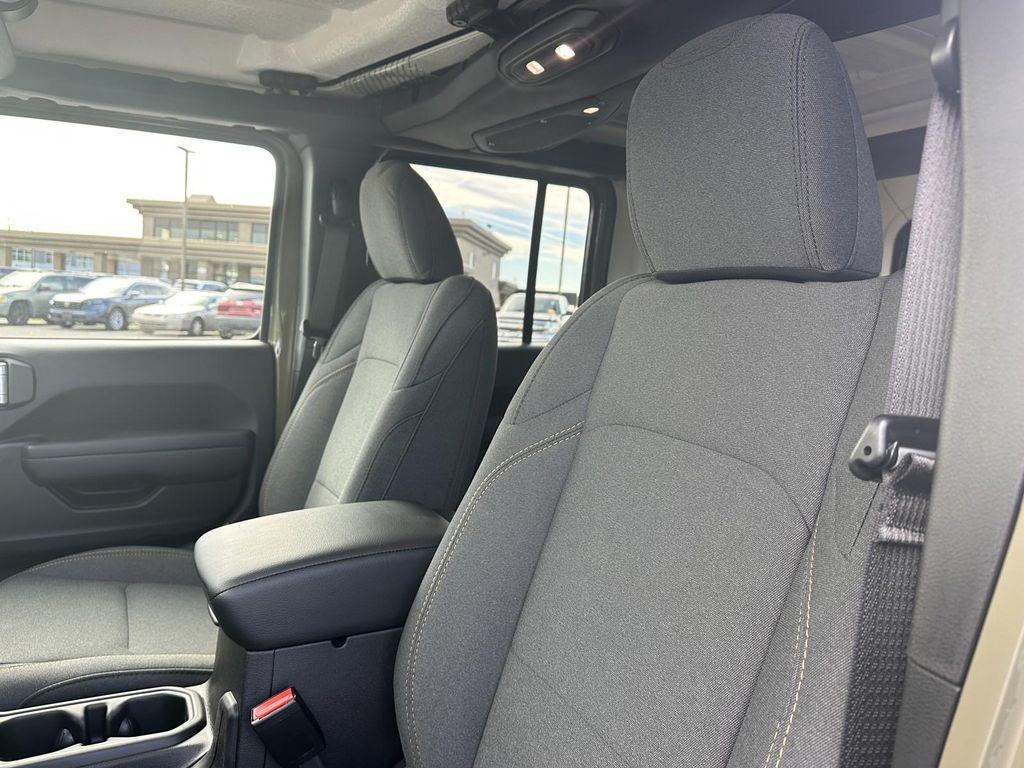 new 2026 Jeep Wrangler car, priced at $47,905